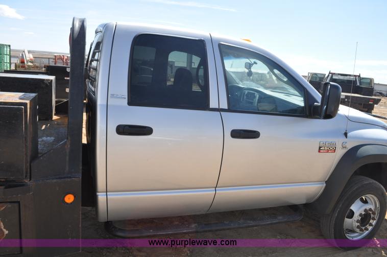 image for item F2347 2009 Dodge Ram 4500HD SLT Quad Cab flatbed truck