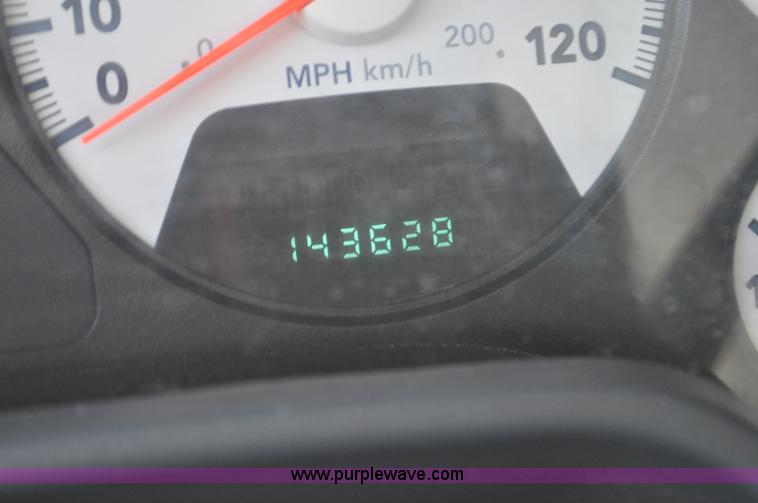 image for item F2347 2009 Dodge Ram 4500HD SLT Quad Cab flatbed truck