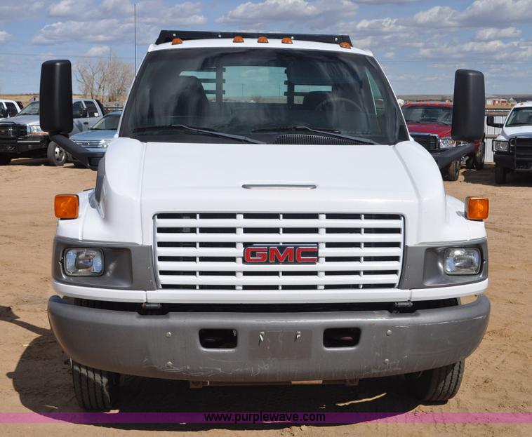 image for item F2349 2004 GMC C4500 flatbed truck