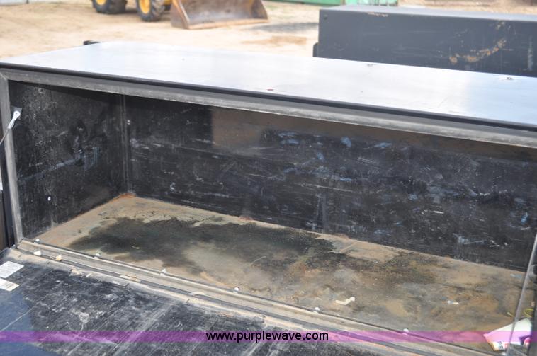 image for item F2349 2004 GMC C4500 flatbed truck