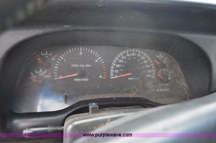 image for item F2353 1999 Dodge Ram 3500 Laramie SLT flatbed truck