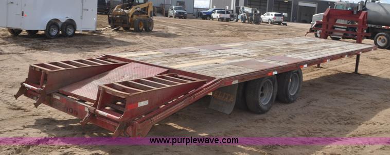 image for item F2357 2010 Elite GN equipment trailer