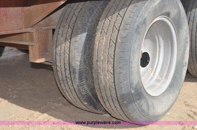 image for item F2357 2010 Elite GN equipment trailer