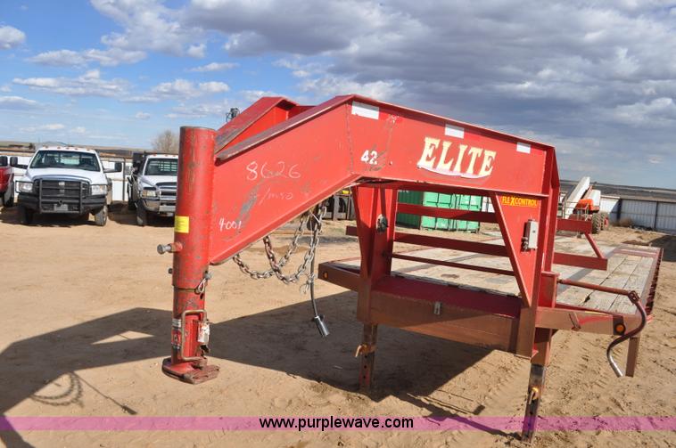 image for item F2357 2010 Elite GN equipment trailer