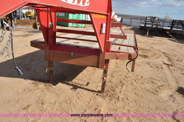 image for item F2357 2010 Elite GN equipment trailer
