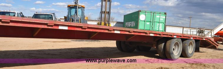 image for item F2357 2010 Elite GN equipment trailer