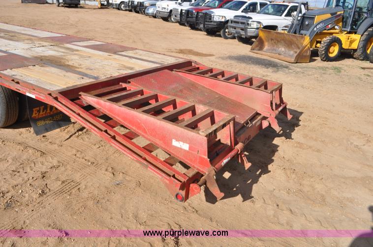 image for item F2357 2010 Elite GN equipment trailer