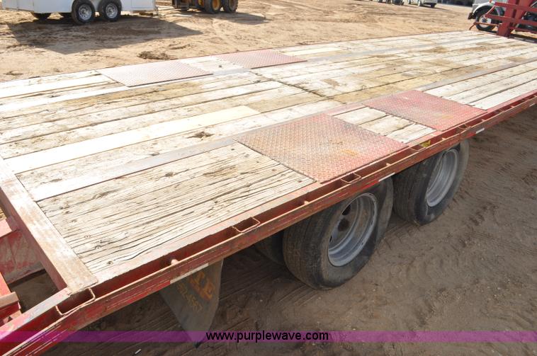 image for item F2357 2010 Elite GN equipment trailer