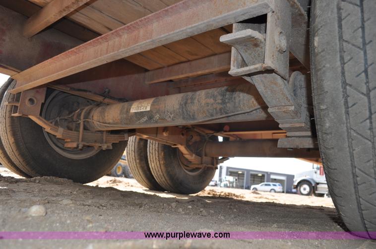 image for item F2357 2010 Elite GN equipment trailer