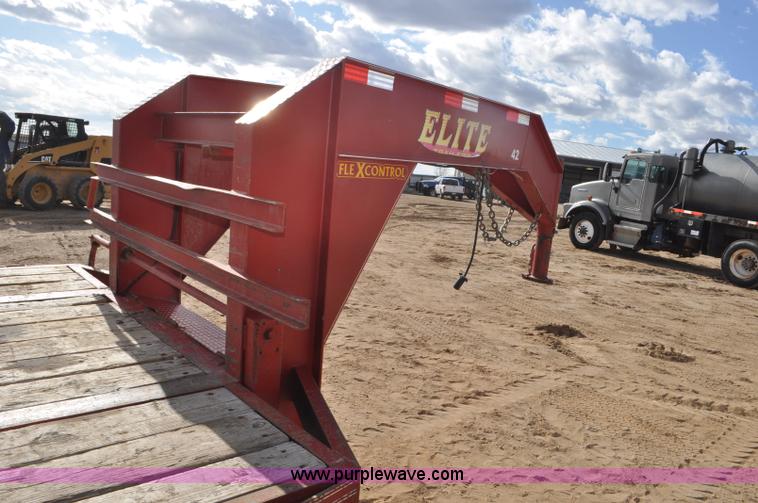 image for item F2357 2010 Elite GN equipment trailer
