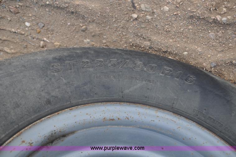 image for item F2358 2012 Elite GN equipment trailer