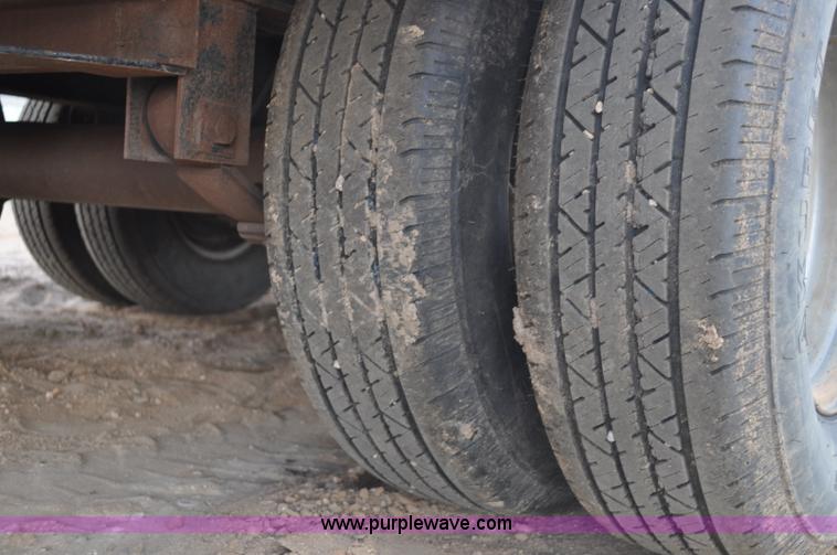 image for item F2358 2012 Elite GN equipment trailer