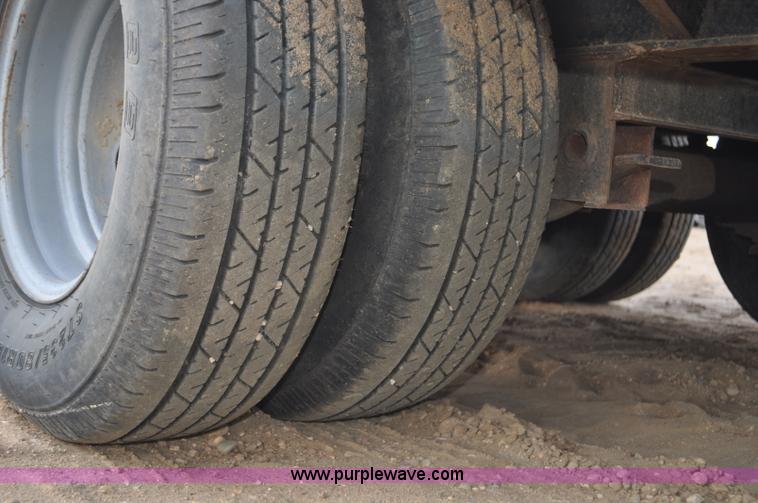 image for item F2358 2012 Elite GN equipment trailer