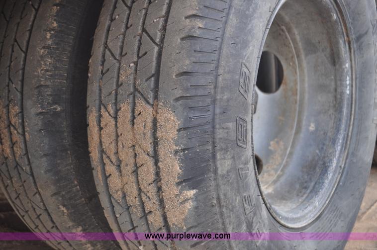 image for item F2358 2012 Elite GN equipment trailer