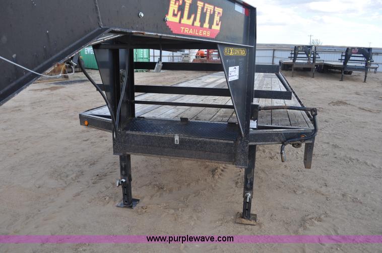 image for item F2358 2012 Elite GN equipment trailer