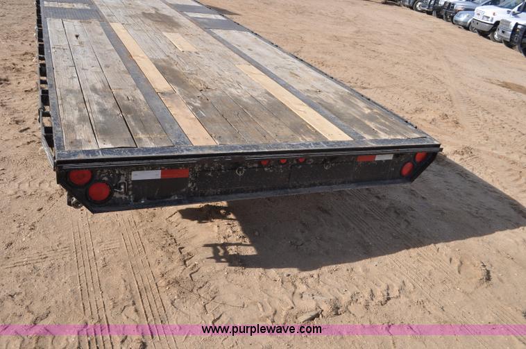 image for item F2358 2012 Elite GN equipment trailer