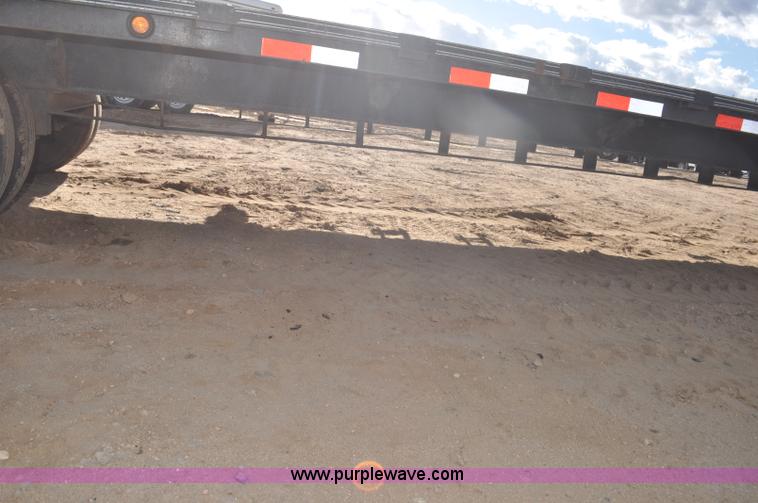 image for item F2358 2012 Elite GN equipment trailer