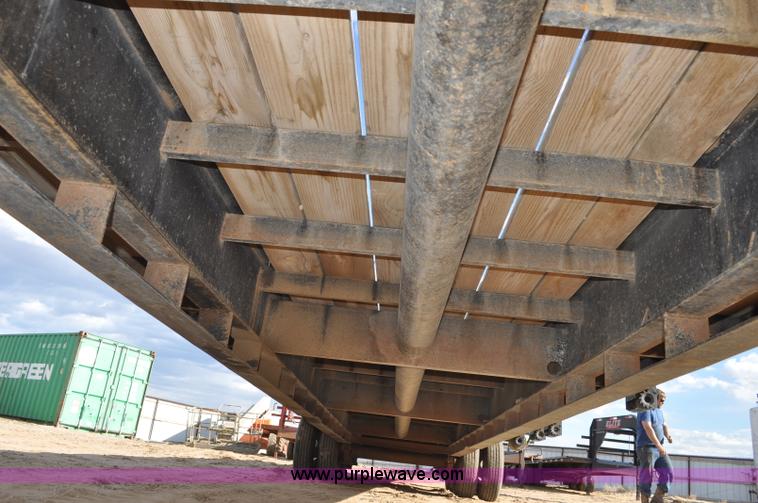 image for item F2358 2012 Elite GN equipment trailer