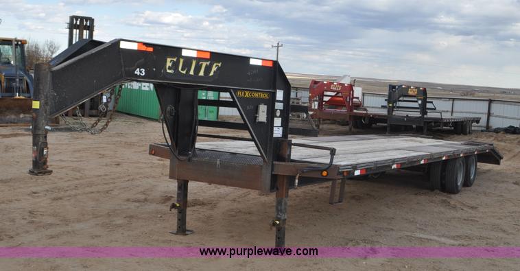 image for item F2359 2010 Elite GN equipment trailer