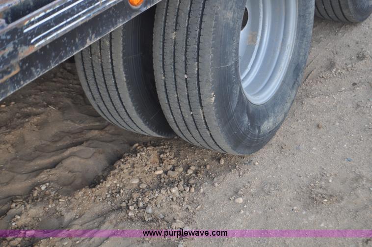 image for item F2359 2010 Elite GN equipment trailer