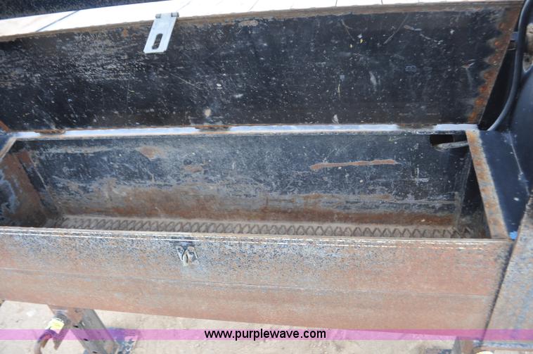 image for item F2359 2010 Elite GN equipment trailer