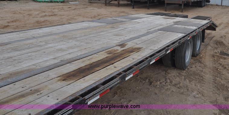 image for item F2360 2012 Elite GN equipment trailer