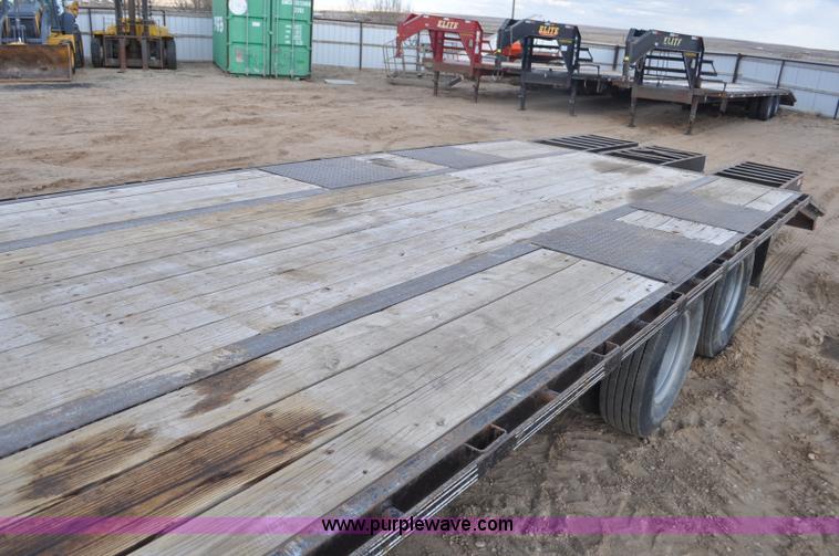 image for item F2360 2012 Elite GN equipment trailer