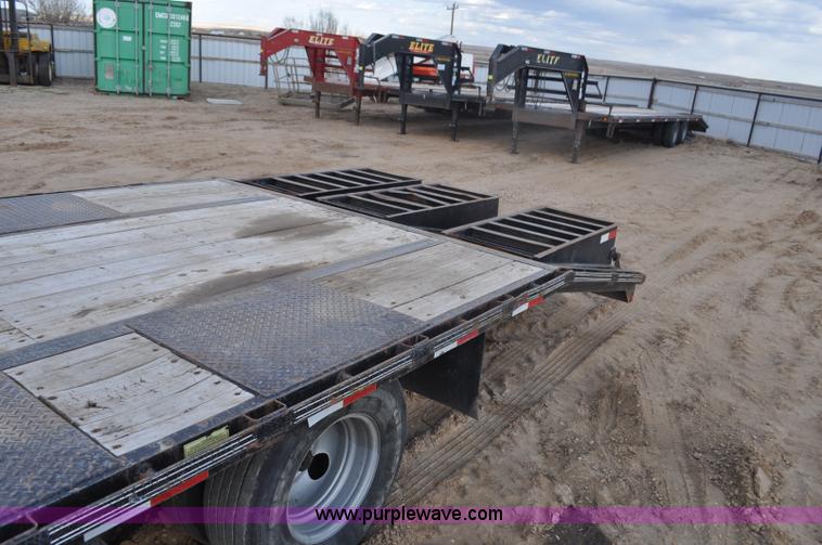 image for item F2360 2012 Elite GN equipment trailer