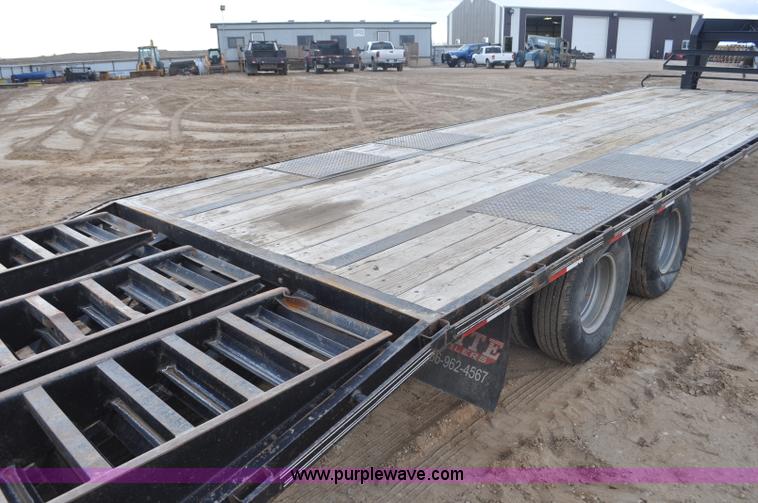 image for item F2360 2012 Elite GN equipment trailer