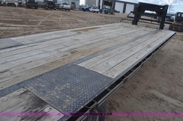 image for item F2360 2012 Elite GN equipment trailer