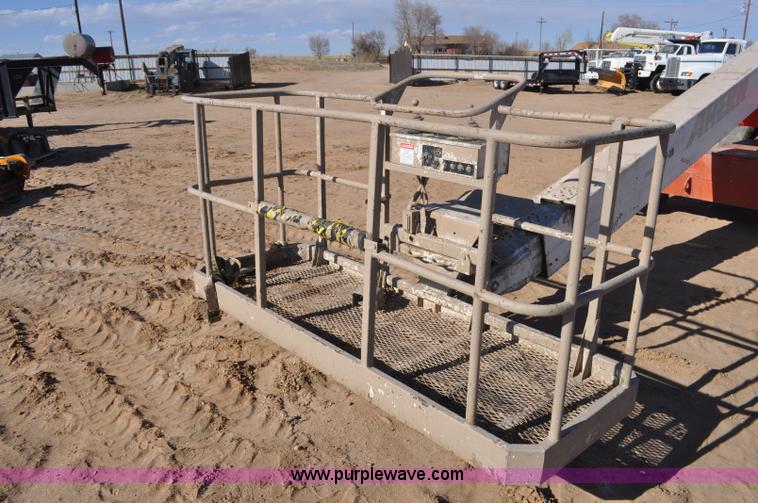 image for item F2369 1999 Snorkel TB80 boom lift