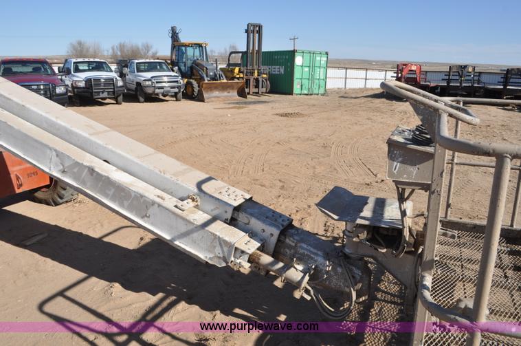 image for item F2369 1999 Snorkel TB80 boom lift