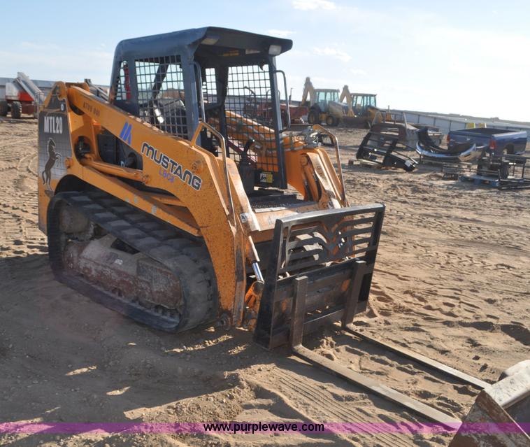 image for item F2373 Mustang MTL20 skid steer