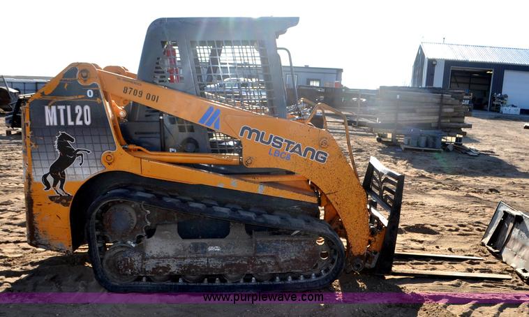 image for item F2373 Mustang MTL20 skid steer