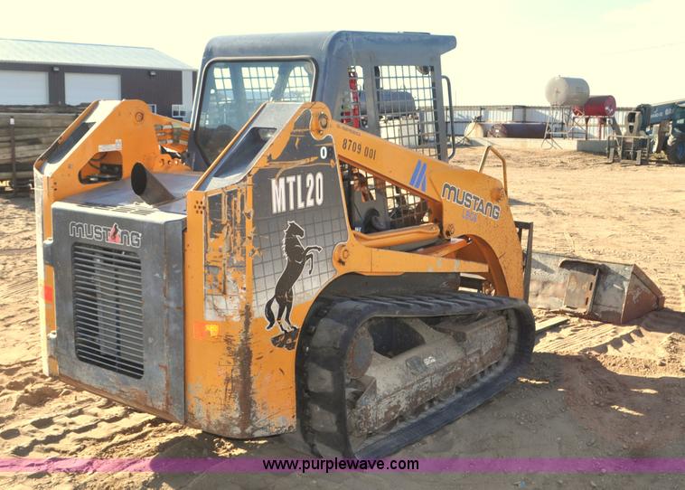image for item F2373 Mustang MTL20 skid steer