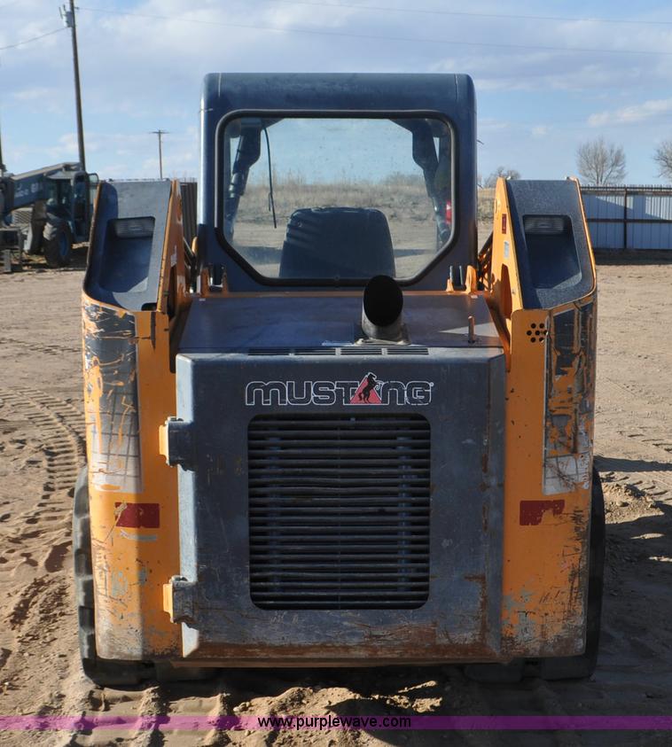 image for item F2373 Mustang MTL20 skid steer