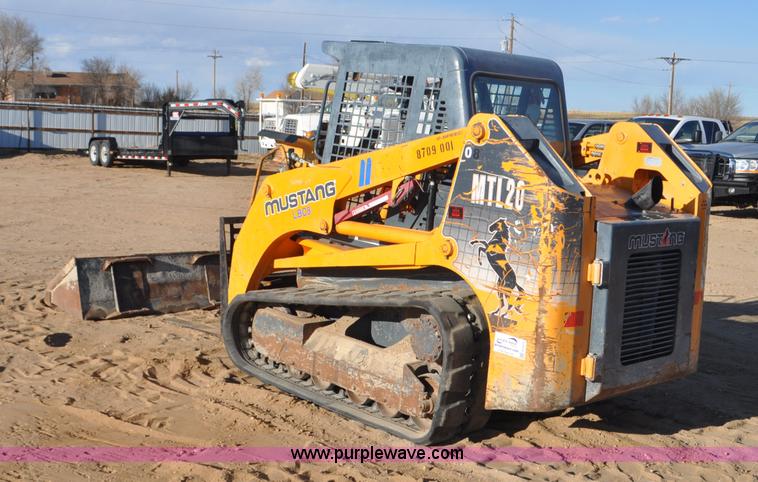 image for item F2373 Mustang MTL20 skid steer