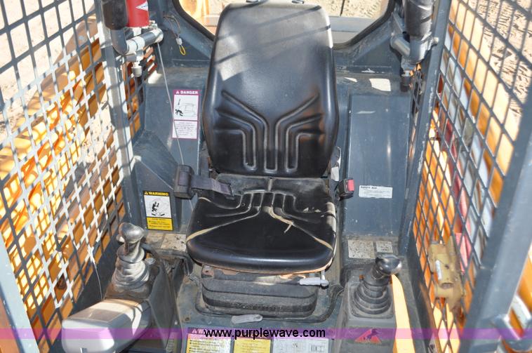image for item F2373 Mustang MTL20 skid steer