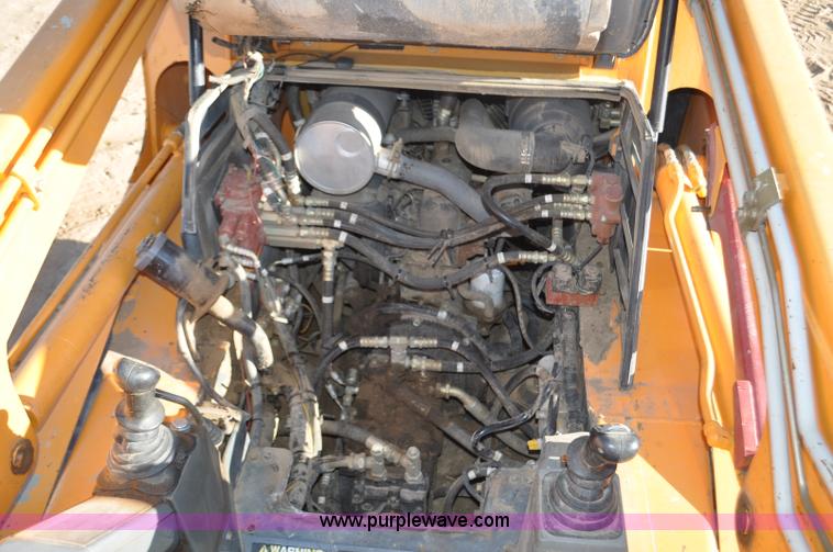 image for item F2373 Mustang MTL20 skid steer