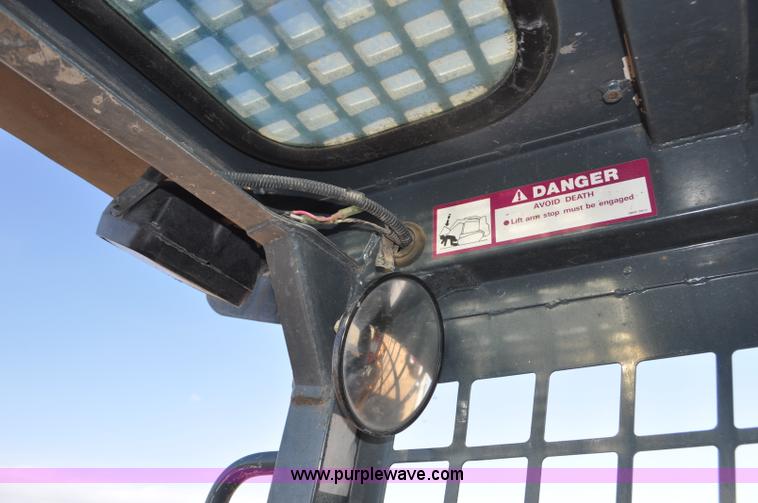 image for item F2373 Mustang MTL20 skid steer