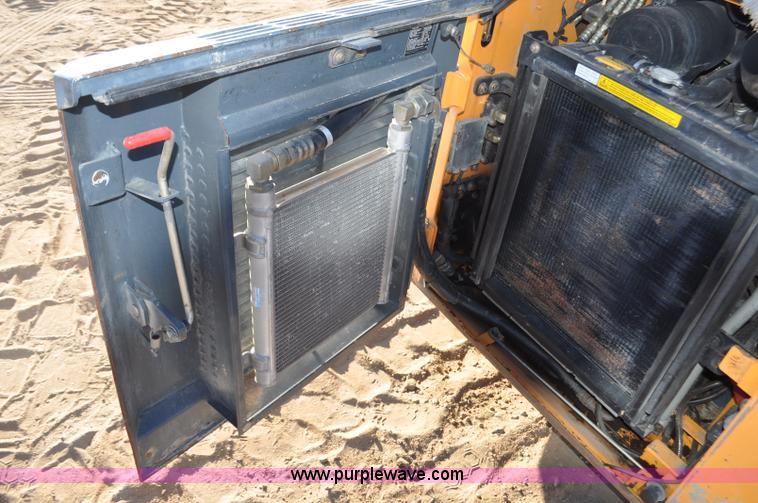 image for item F2373 Mustang MTL20 skid steer