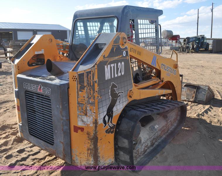 image for item F2373 Mustang MTL20 skid steer