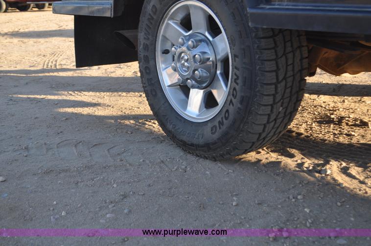 image for item F2375 2010 Dodge Ram 3500 Quad Cab flatbed truck