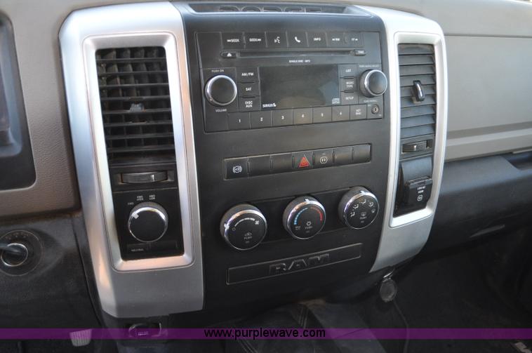 image for item F2375 2010 Dodge Ram 3500 Quad Cab flatbed truck