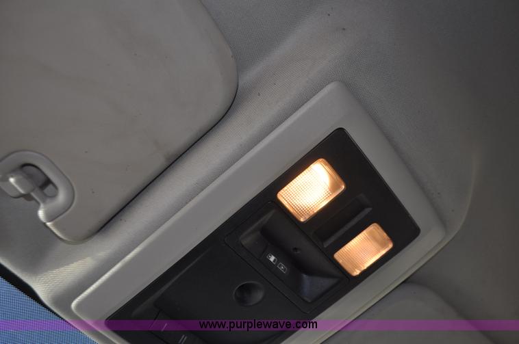 image for item F2375 2010 Dodge Ram 3500 Quad Cab flatbed truck