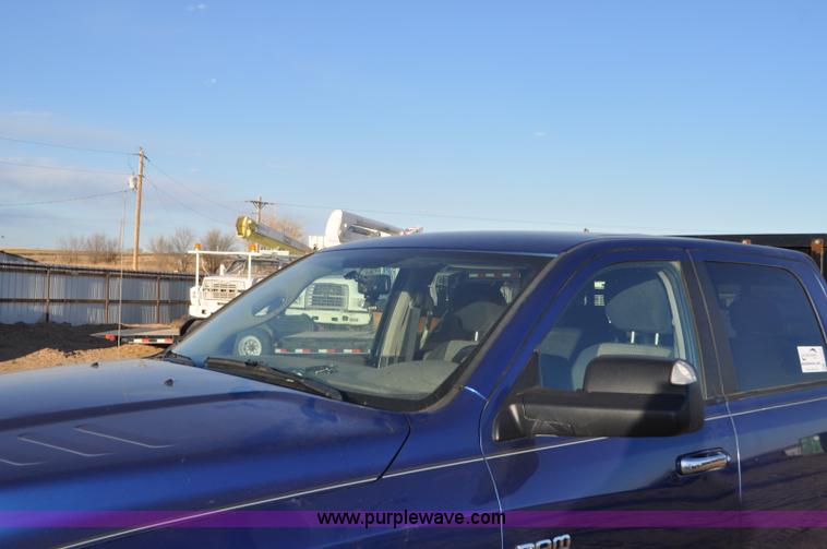 image for item F2375 2010 Dodge Ram 3500 Quad Cab flatbed truck