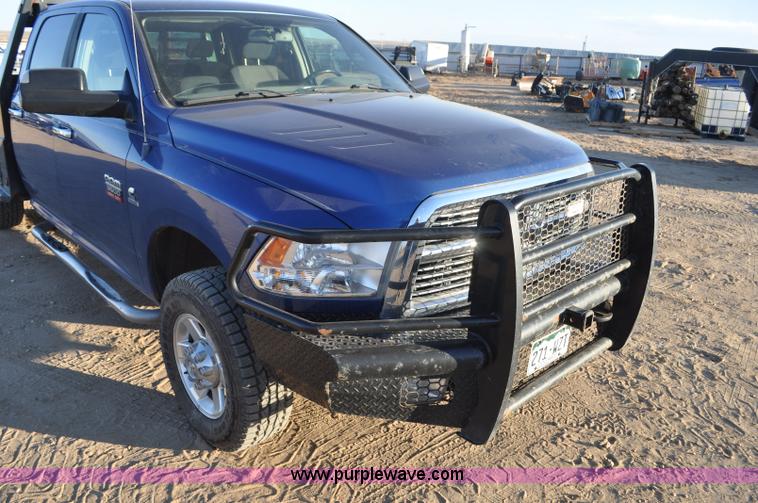 image for item F2375 2010 Dodge Ram 3500 Quad Cab flatbed truck