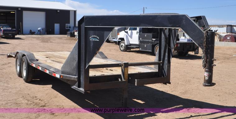 image for item F2385 2002 May GN equipment trailer