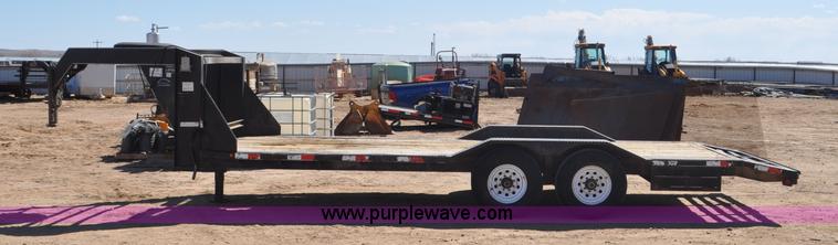 image for item F2385 2002 May GN equipment trailer