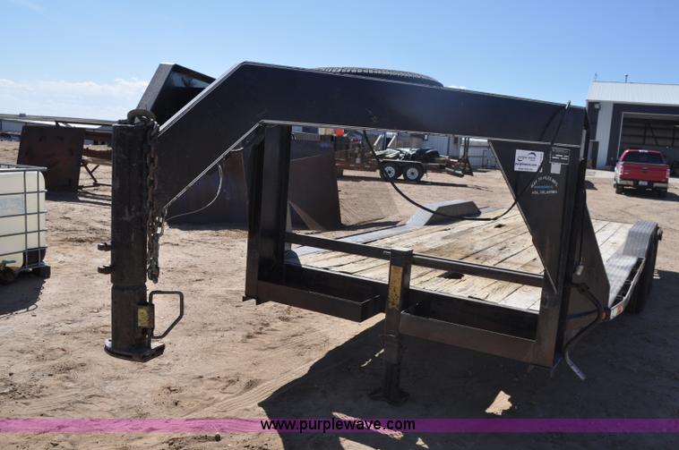 image for item F2385 2002 May GN equipment trailer